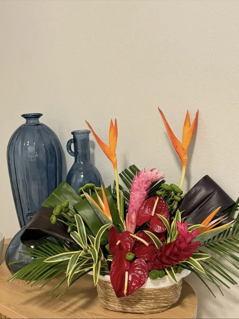 Tropical arrangement by Suarez Flowers Design